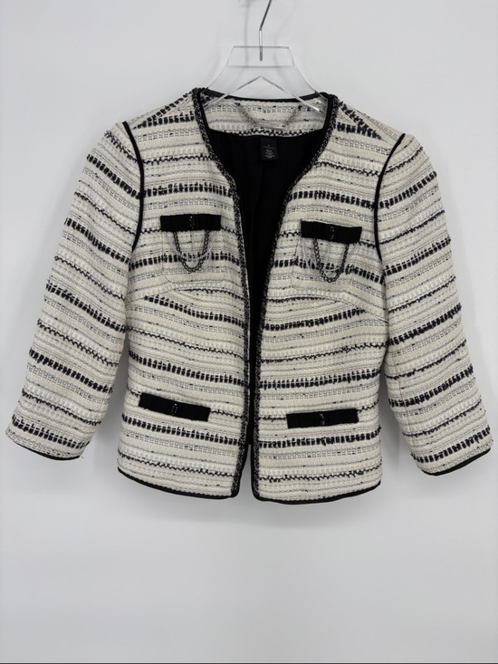 📣 WHBM black, silver, and White Tweed Jacket bracelet, length sleeves